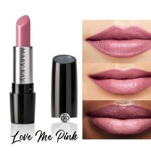 Mary Kay Gel Semi-Shine Lipstick love me pink